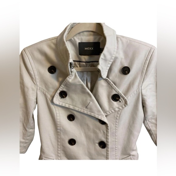 MEXX Stylish Light Khaki Short Pleated Trench Coat Belt Pockets 3/4 Slee… - Picture 13 of 13